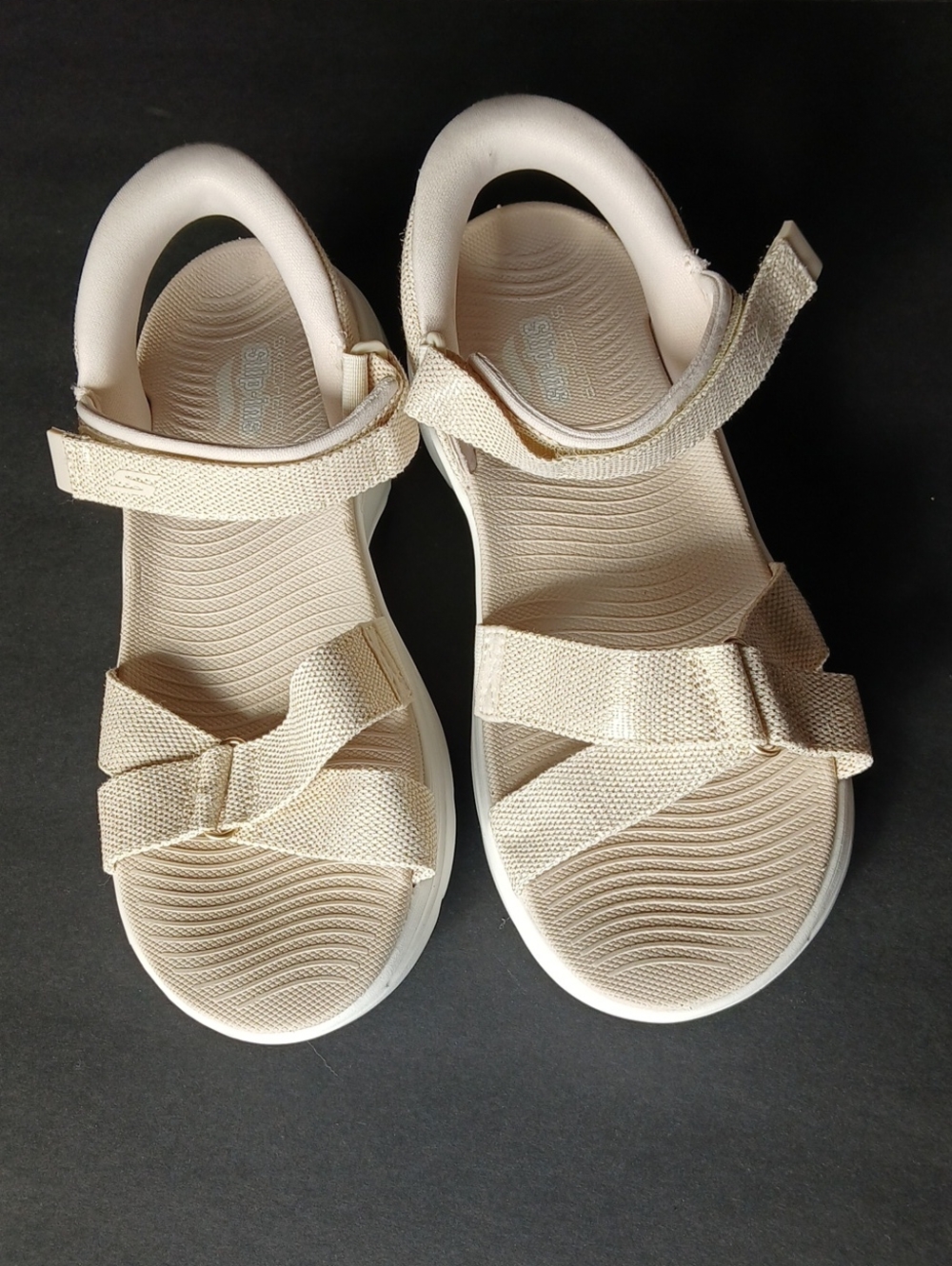 Sketchers Slip Ins Sandals Size 8